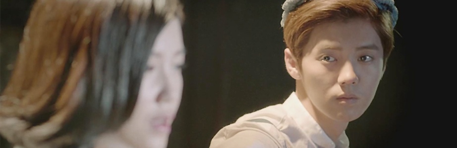 《内幕》导演: 麦兆辉主演: 郭富城 / 任达华 / 吴镇宇 / 方中信上映日期：12月6日郭富城与吴镇宇时隔二十五年再度联手搭档，唤起无数港片影迷的珍贵“回忆杀”。